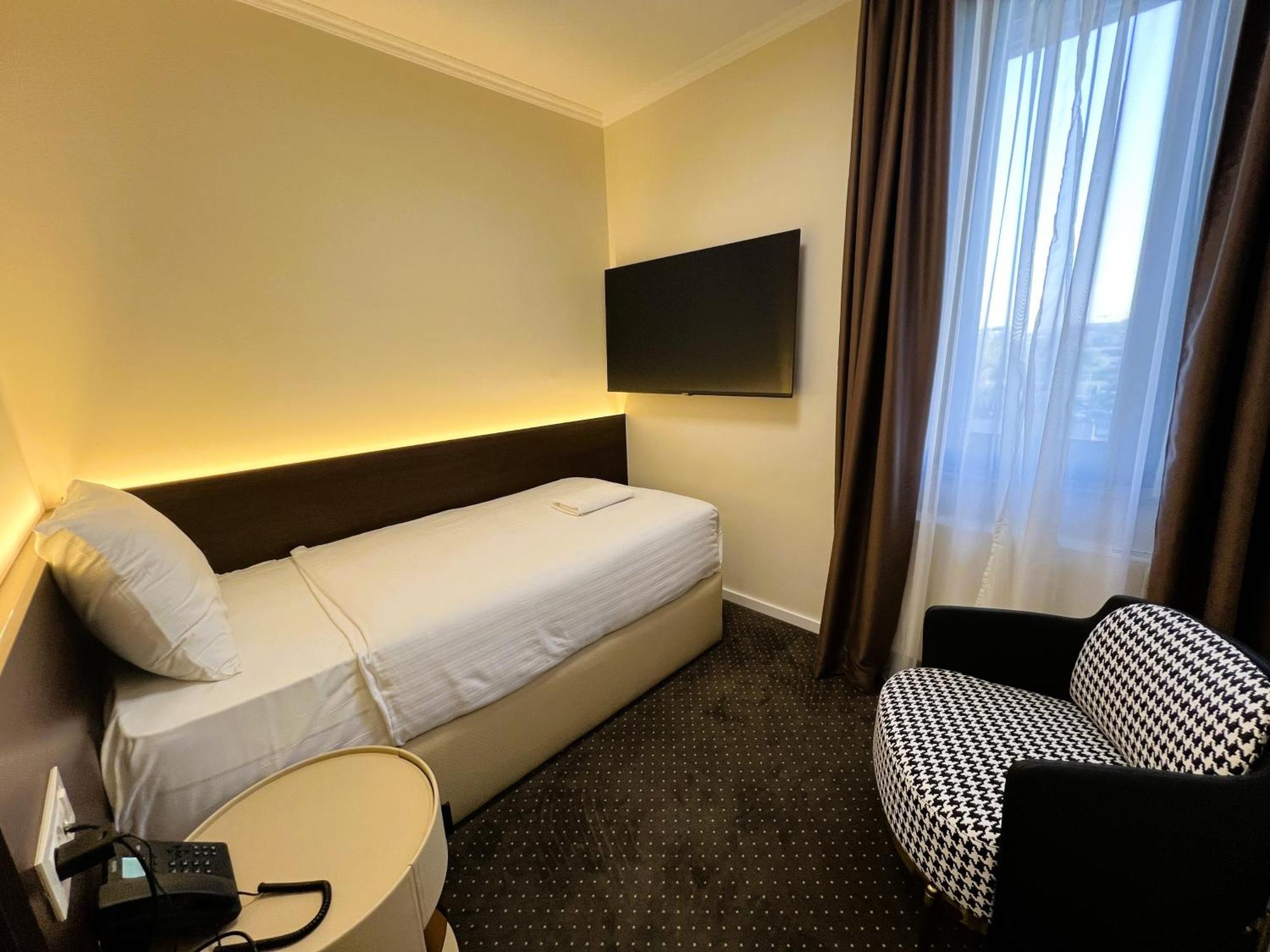 Nobel West Hotel Bělehrad Exteriér fotografie